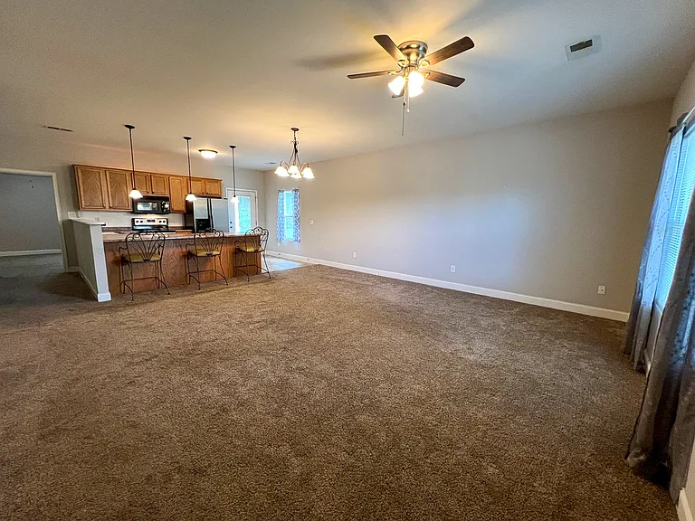 160 Wagon Trail Cir — Photo 6