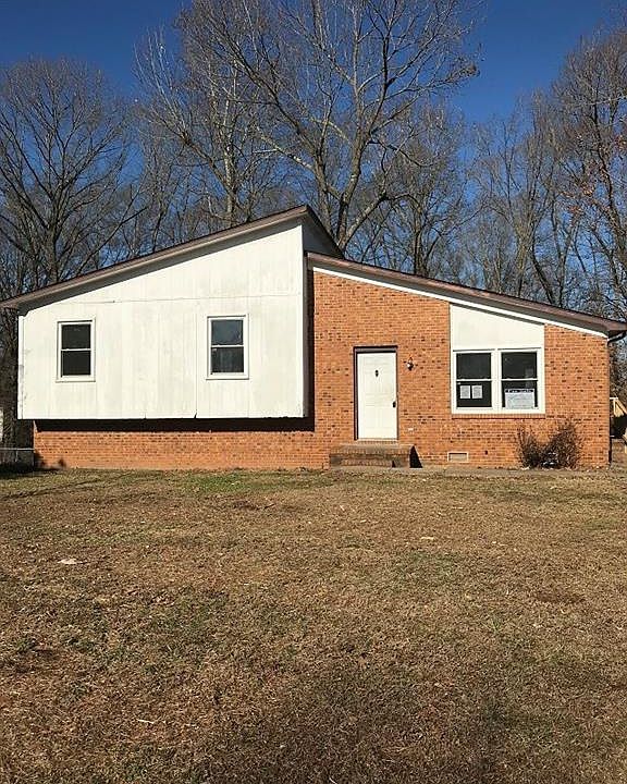 1st image of 130 Springdale Dr
