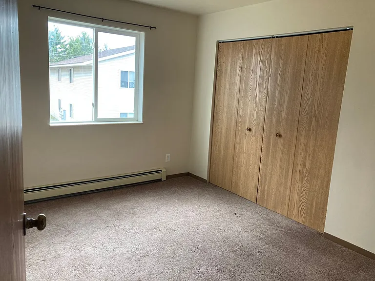 1170 Dodds Dr — Photo 17
