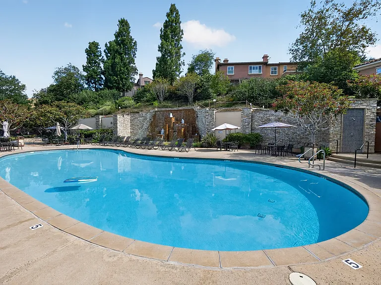 1357 Sky Ridge Ct — Photo 24