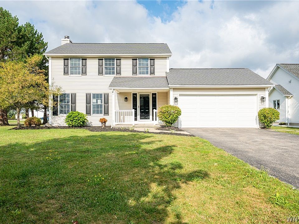 1st image of 38 Hampton Ct