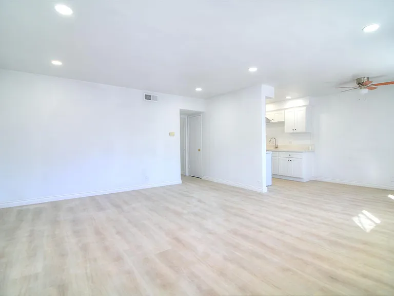 1831 Ramona Ave #1 — Photo 7