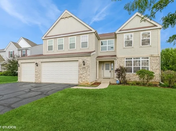 339 Meadowsedge Dr, Woodstock, IL 60098