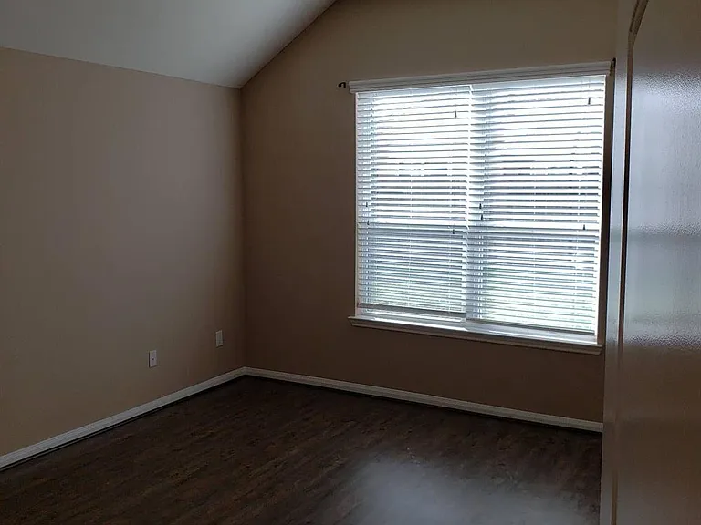 26707 Gladestone Ridge Ct — Photo 14
