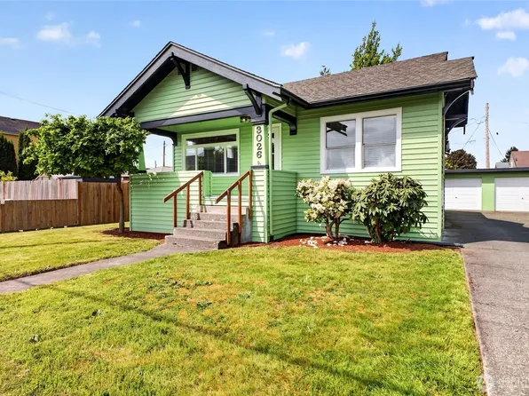 3026 Porter Street, Enumclaw, WA 98022