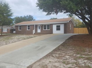 136 Mitchell Ct, Wilmington, NC 28412