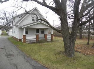811 19th St NW, Cedar Rapids, IA 52405