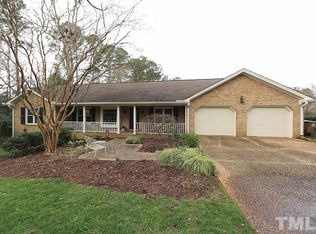302 Summerwinds Dr, Cary, NC 27518