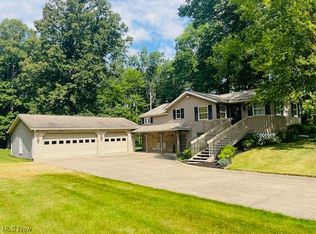 12577 King Church Ave NW, Uniontown, OH