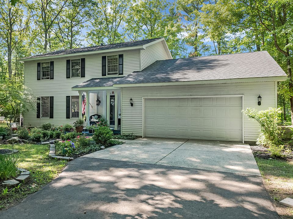1st image of 14625 Tomahawk Ln