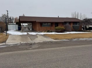 805 15th Dr, Rupert, ID 83350