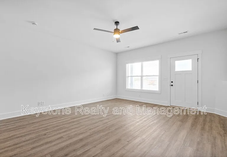 103 Front Ridge Cir — Photo 3