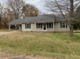 110 Hi En De Lo Rd, Paris, TN 38242