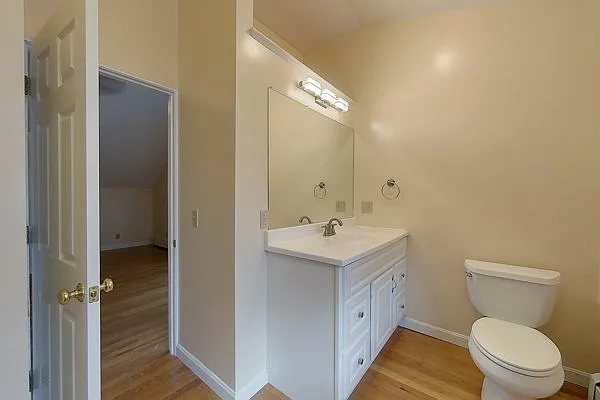 9 Bedlow Ave #4 — Photo 14