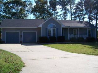3318 Wishing Ln, Eastover, NC 28312