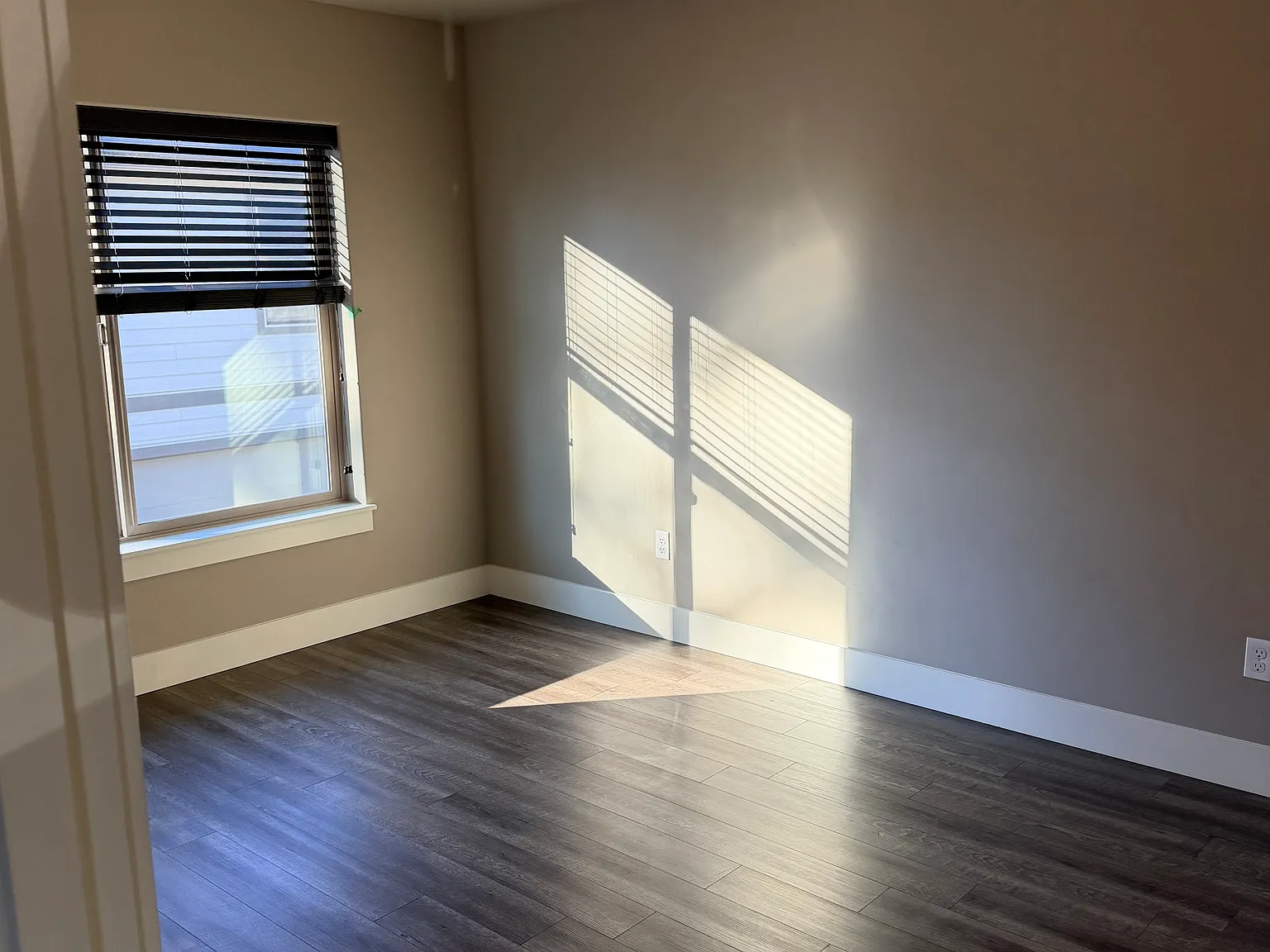 2 bed, 1450 sqft, $2,595 — Photo 4