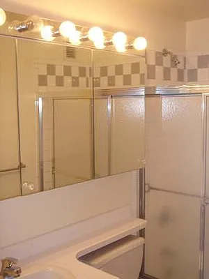 Rented by Metroline Realty | media 5