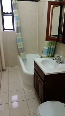 Rented by Lang Realty LLC | media 26