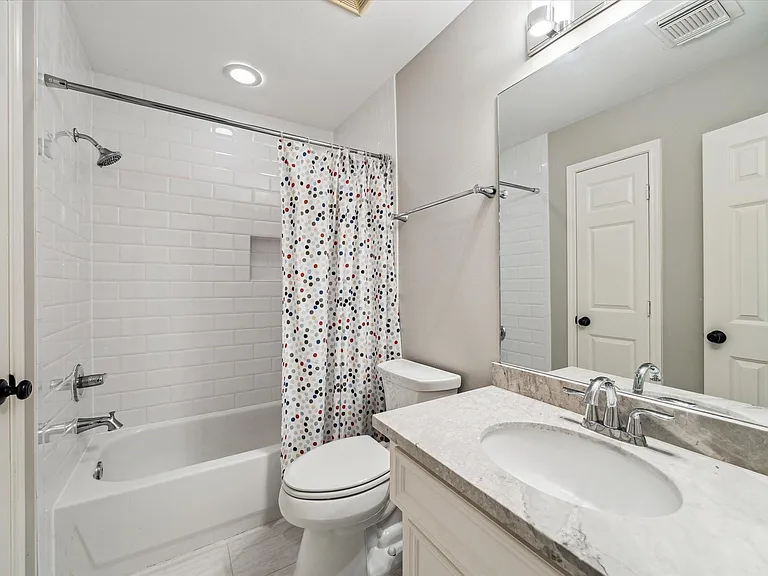 920 Cohn St — Photo 20