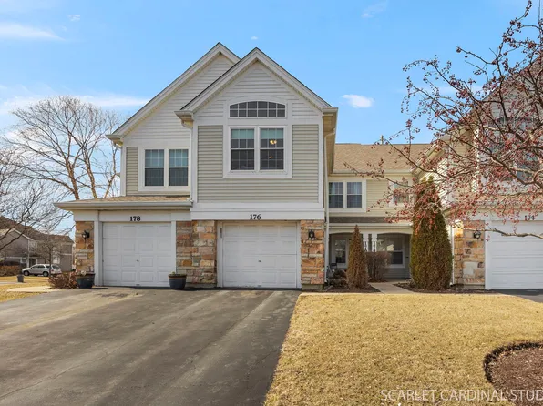 176 Fairfield Ln, Carol Stream, IL 60188