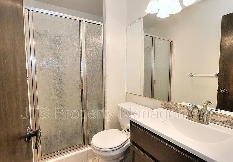 1060 Sand Bar Cir — Photo 73
