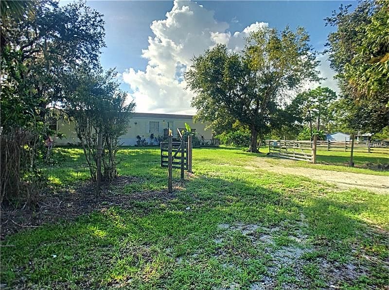 425 E Osceola Rd, Geneva, FL 32732 Zillow