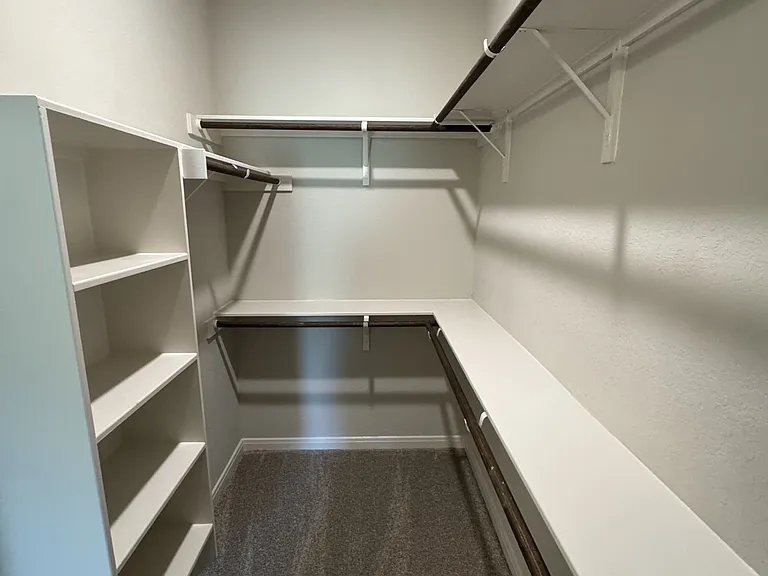 7219 Magnolia Vlg #201 — Photo 12
