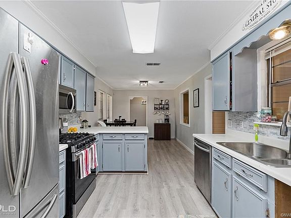 2nd image of 5551 Renee Dr