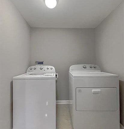 5th image of 1016 Hill Rd