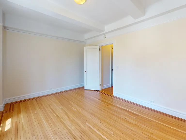 115 E 92nd St #9C — Photo 5