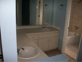 3rd image of 11725 Terra Bella Blvd