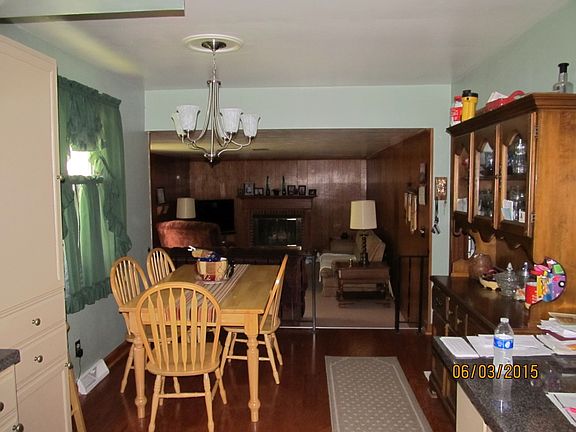 4th image of 1667 Lancaster Dr