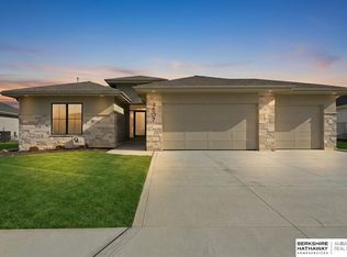 4807 N 192nd Ave, Elkhorn, NE 68022