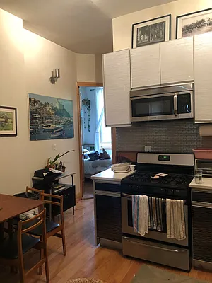 Rented by The Hamilton Group | media 7