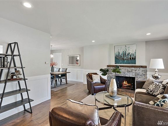 5th image of 4109 Sunset Dr W