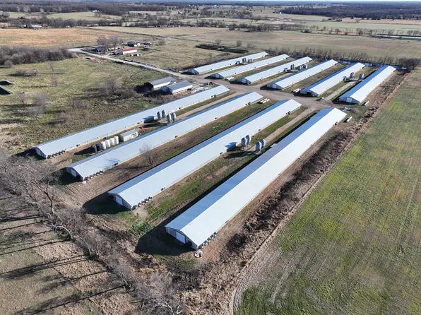 11285 Tucker Rd, Gravette, AR 72736