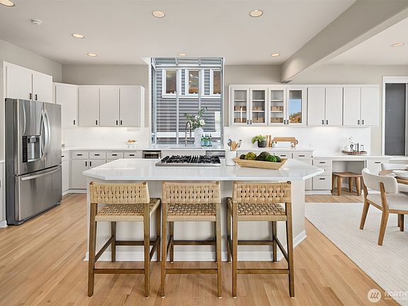 5th image of 3711 Lake Washington Boulevard N