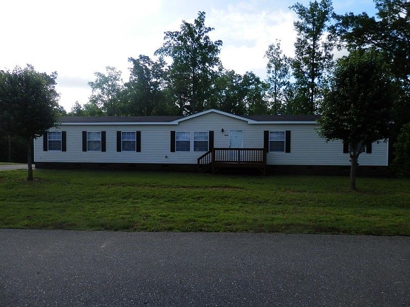 1st image of 3018 Elena Dr