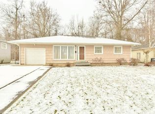 2735 Crestwood Dr NW, Warren, OH