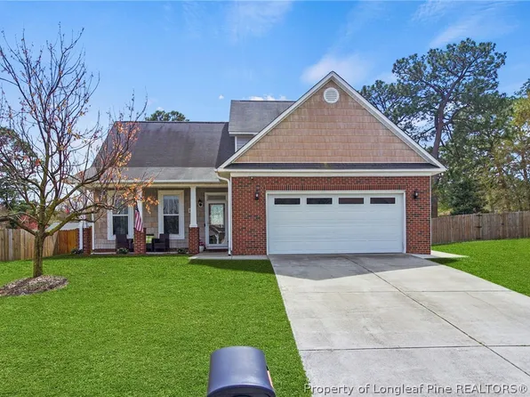 2245 Lakedale Dr, Fayetteville, NC 28306