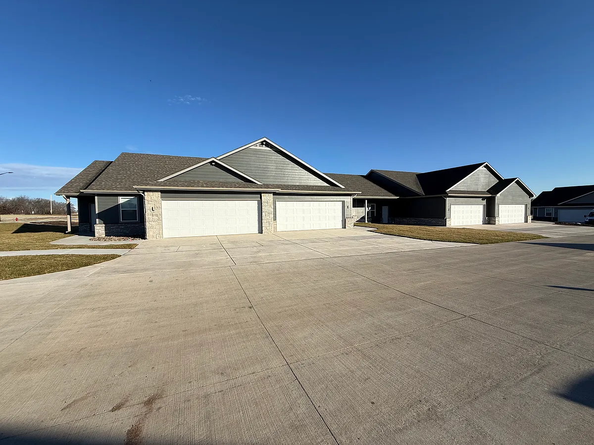 Building Photo - 2630 N Liberty Ln #D