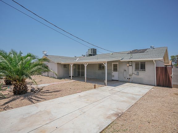 5th image of 4023 W Puget Ave