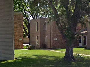 1000 Hespe Dr #101, Norfolk, NE 68701