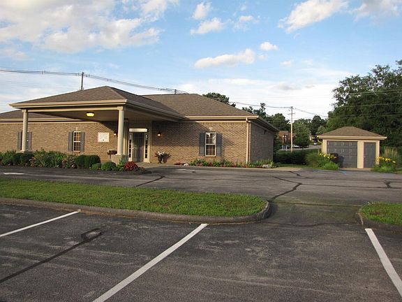 4th image of 2101 Rocky Dr