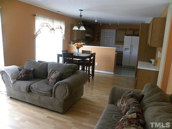 3rd image of 5805 Thistlerock Ln