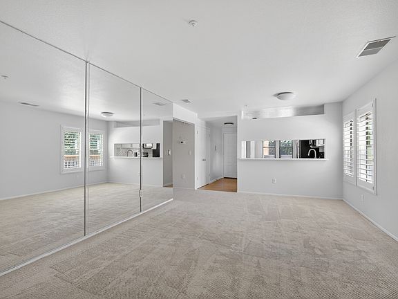 4th image of 1123 S Villa Way