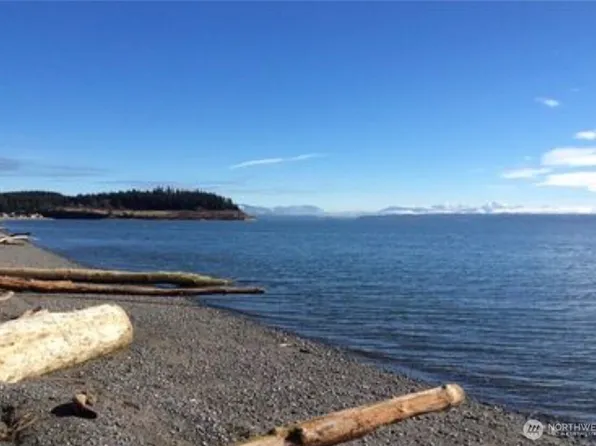 215 Driftwood Shores Road, Camano Island, WA 98282