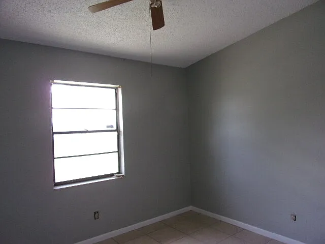 3025 Saint Paul Dr — Photo 10