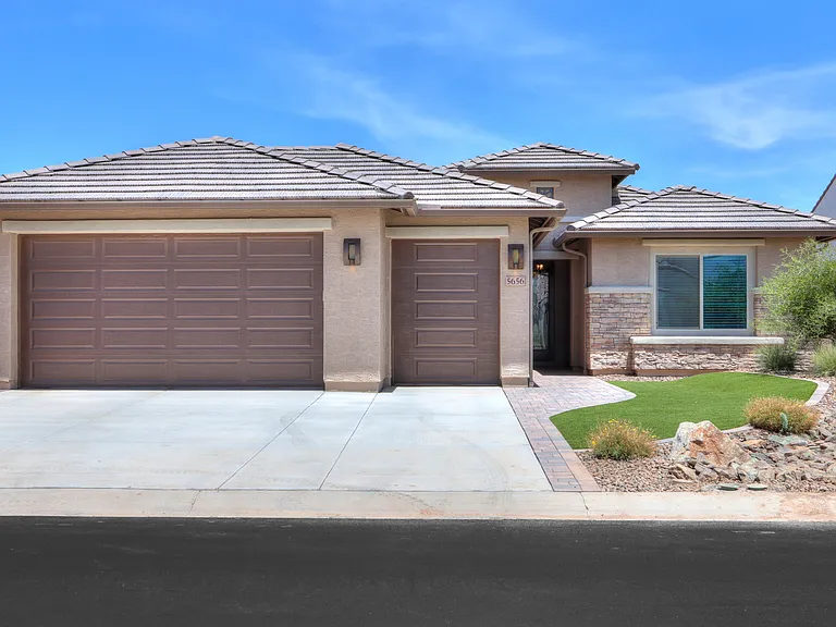 5656 W Posse Dr — Photo 3