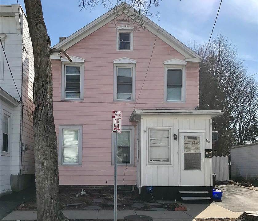 1st image of 210 Stowe Ave